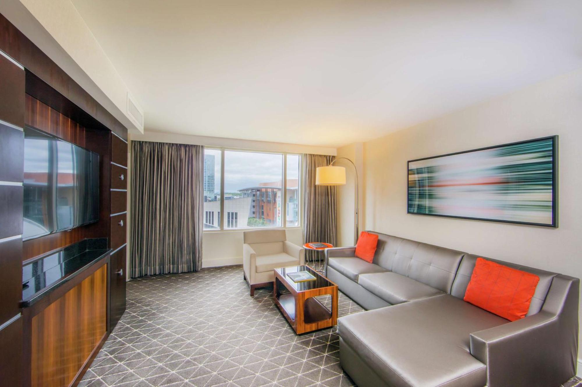 Hilton Nashville Downtown Экстерьер фото